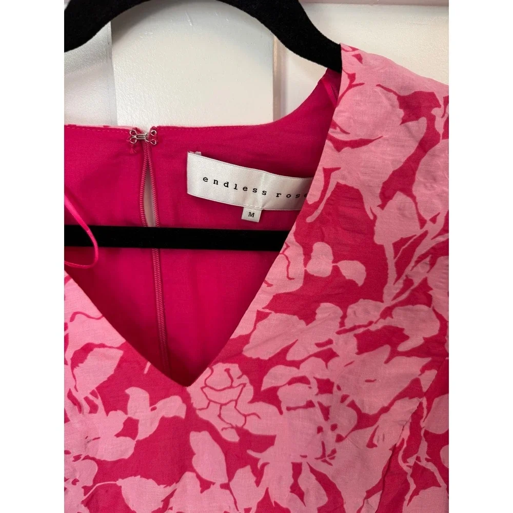 Endless Rose Nordstrom pink floral mini dress size medium